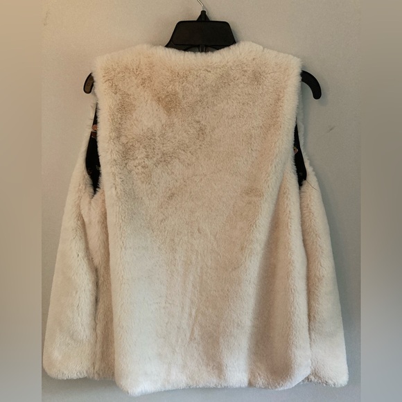 Reversible Faux Fur Matilda Jane Vest Size small - Picture 7 of 12